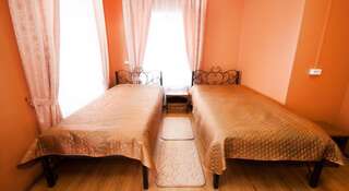 Гостиница Центральная Бежецк Стандартный двухместный номер с 2 отдельными кроватями-2